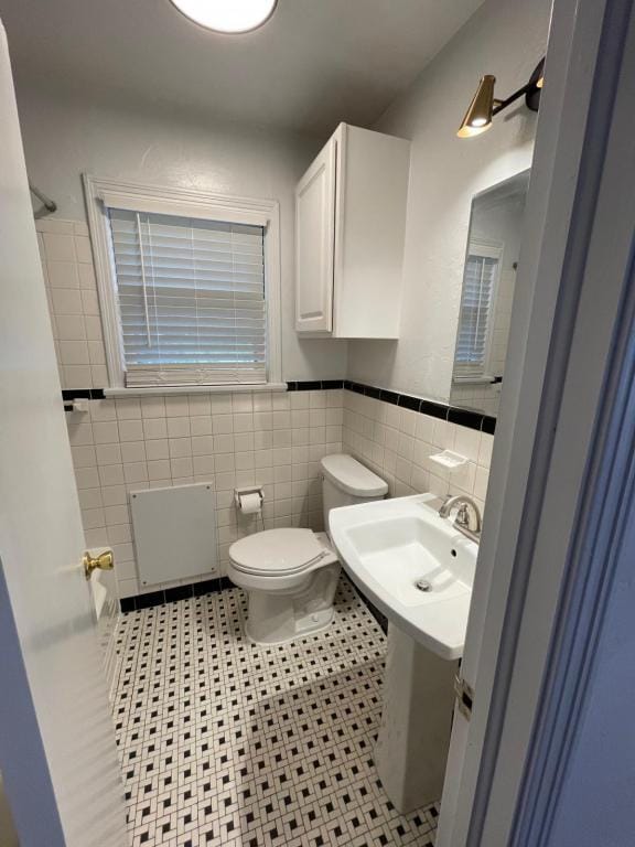 Building Photo - 2515 N Harvey Ave