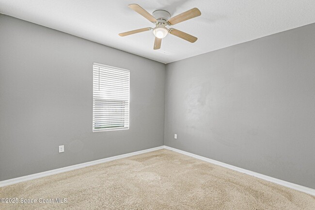 Building Photo - 3743 Coachman Ln SE