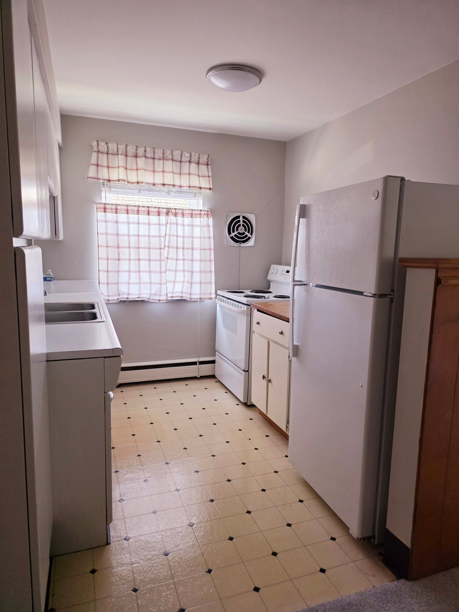 Building Photo - 6512 Hamilton Ave