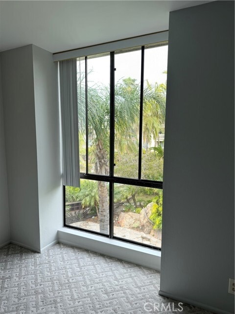 Building Photo - 999 N Pacific St