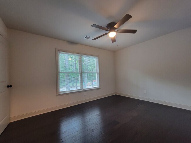 Building Photo - Build to Rent 4 Bdrm Lake Access - Open Ho...