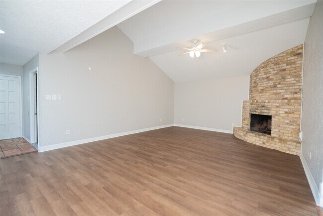 Building Photo - 13314 Ravensway Dr