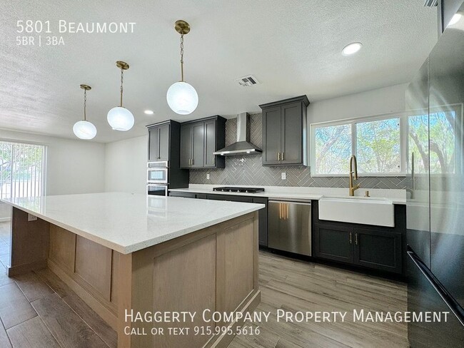 Building Photo - 5801 Beaumont-