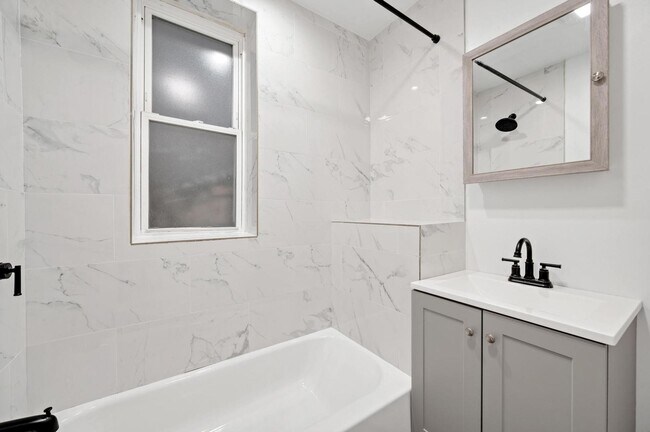 Building Photo - 3752 W Division St