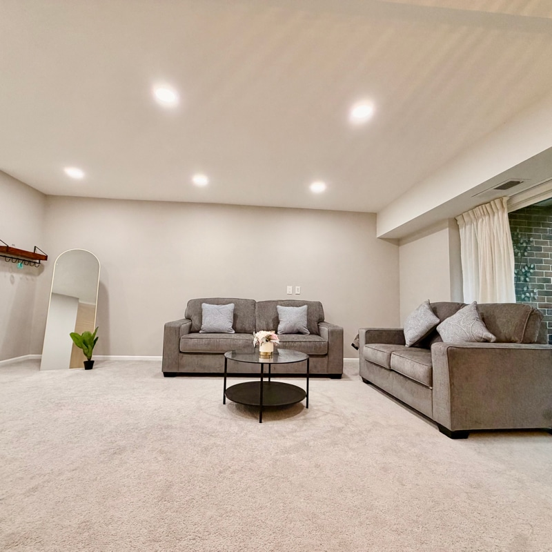 Building Photo - 4404 Island Pl