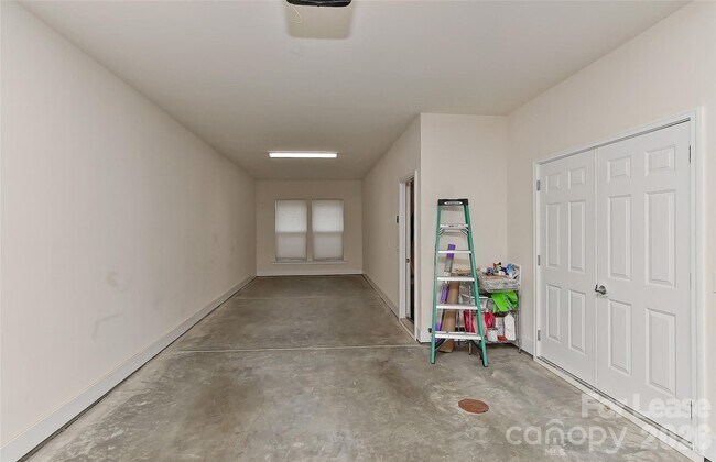 Building Photo - 13047 Tinton Ave