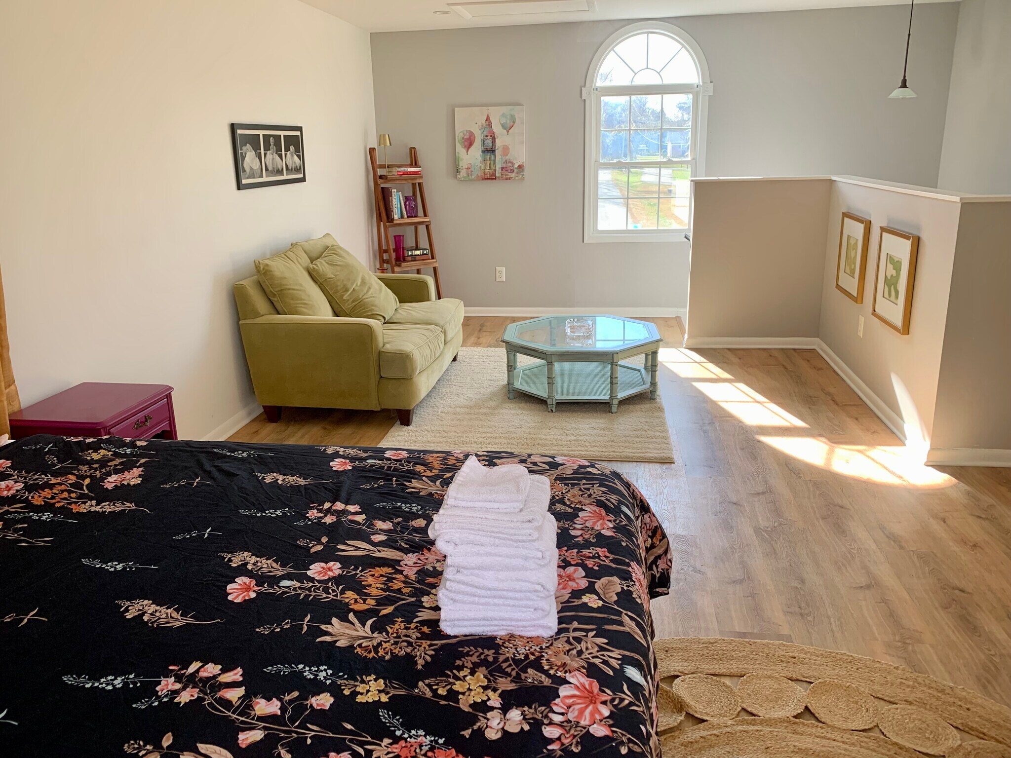 Loft - 37526 River Springs Rd