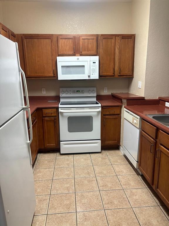Building Photo - 8103 Lillies Way
