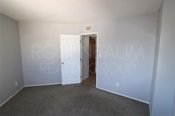 Building Photo - 885 N Granite Reef Rd