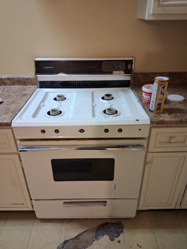 Building Photo - 1600 Howard Ave