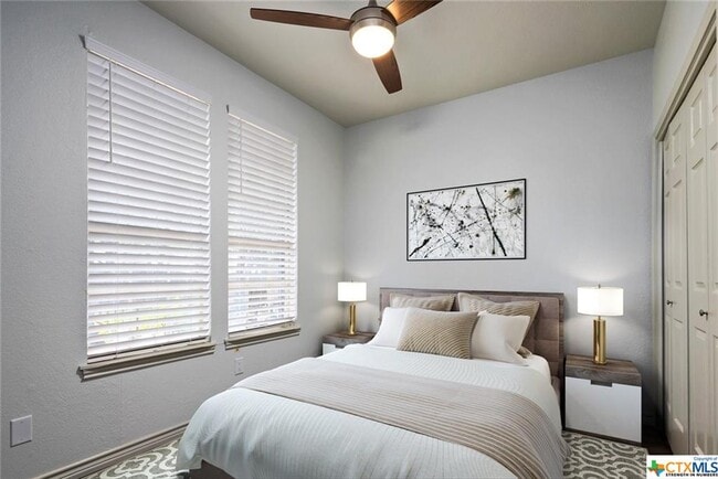 Building Photo - 100 Jackman St