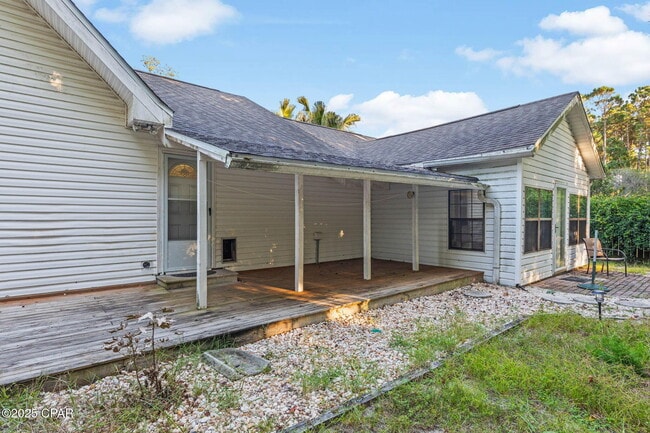 Building Photo - 301 Fairway Blvd