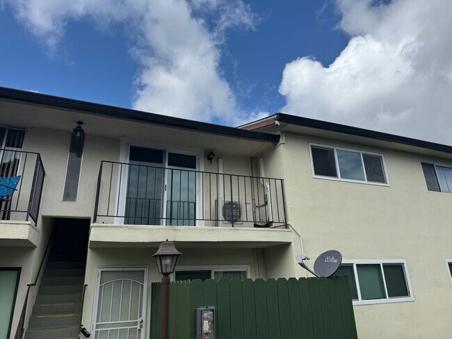 Primary Photo - 2761 Larkspur Ln