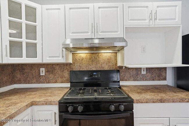 Building Photo - 239 Division St