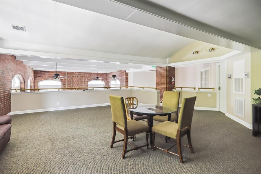 Building Photo - 10703 Hampton Mill Ter