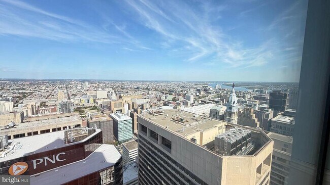 Building Photo - 50 S 16th St