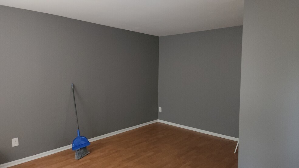 Building Photo - 4780 Summersweet Dr