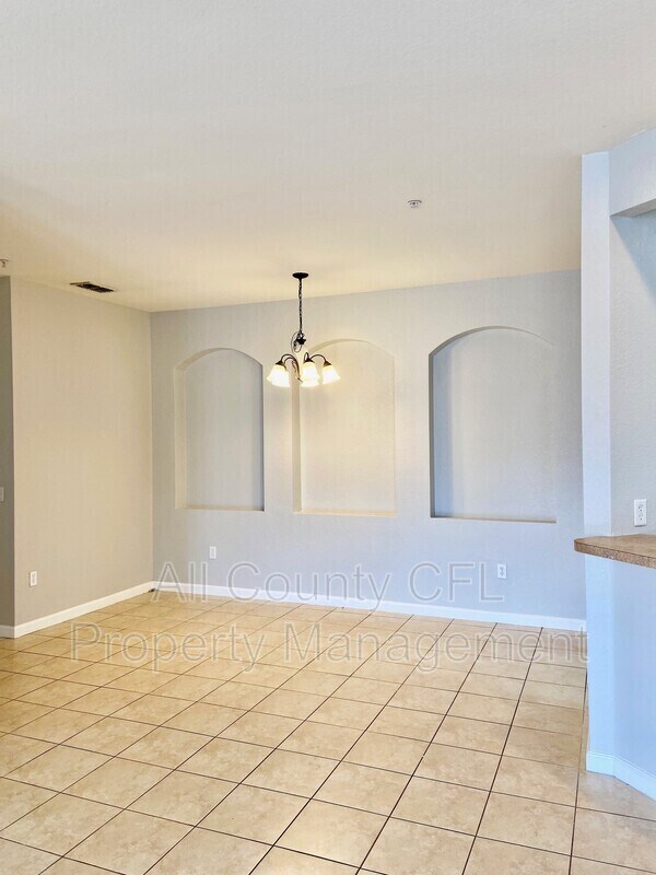 Building Photo - 3301 Whitestone Cir