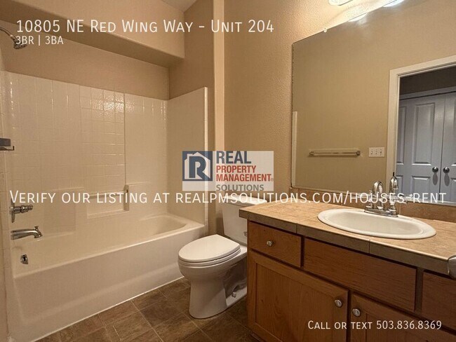 Building Photo - 10805 NE Red Wing Way