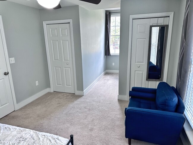 Building Photo - 304 Chisholm Trail