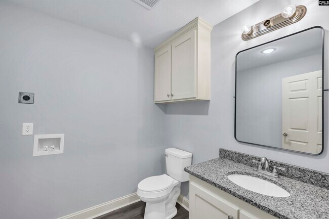 Building Photo - 152 Robin Rd