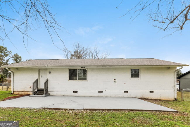 Building Photo - 8721 W Bourne Dr