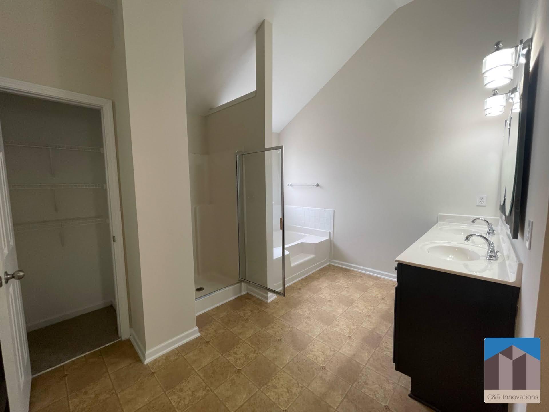 Building Photo - 4205 Pointe Vecchio Cir