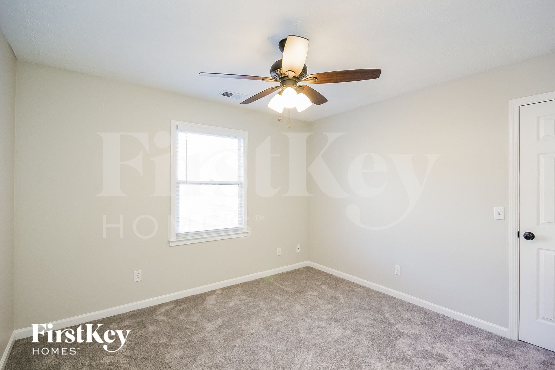 Building Photo - 3511 Wellsley Dr