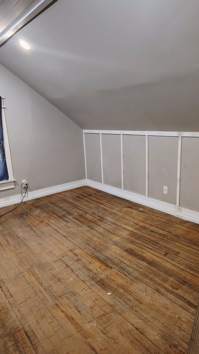 Building Photo - 223 Cansler Ave