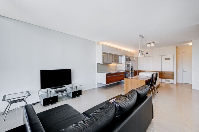Building Photo - Veer Towers 1704E-One Bedroom Fully Furnis...