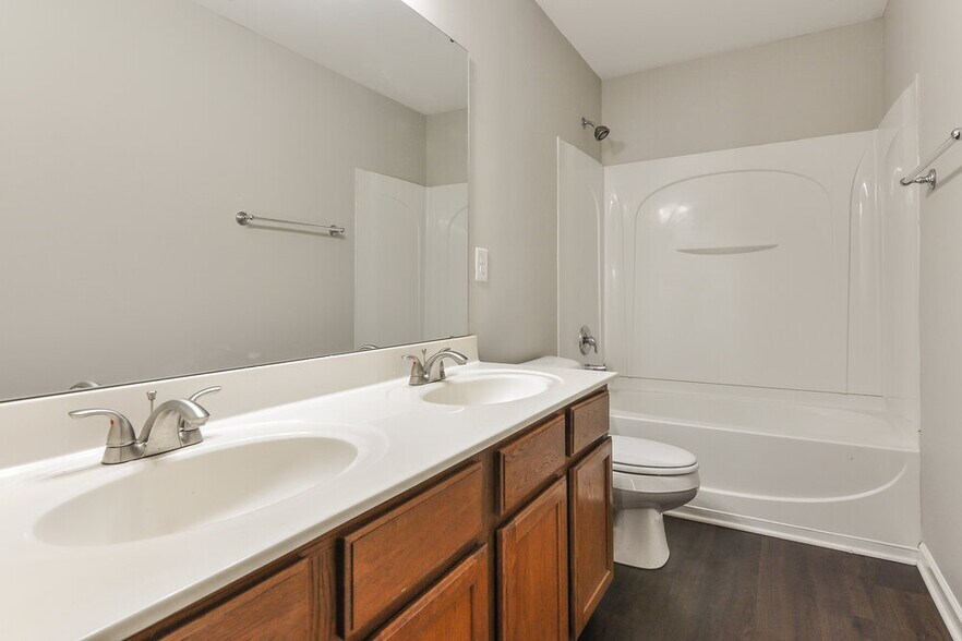 Building Photo - 3708 Hinton Grove Pl