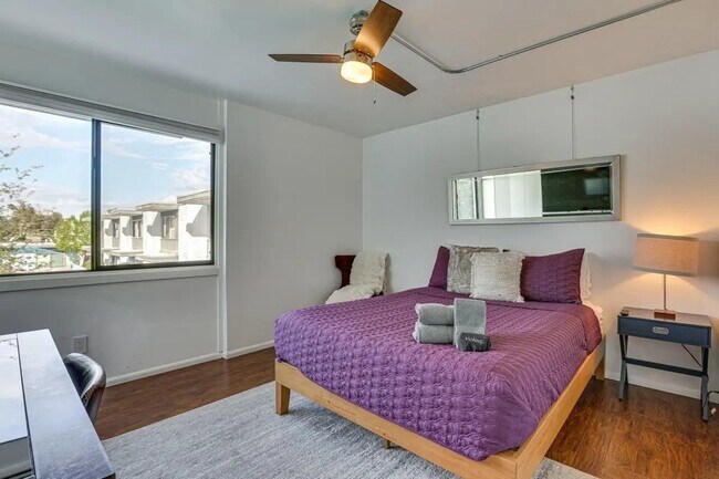 Building Photo - 7720 E Heatherbrae Ave