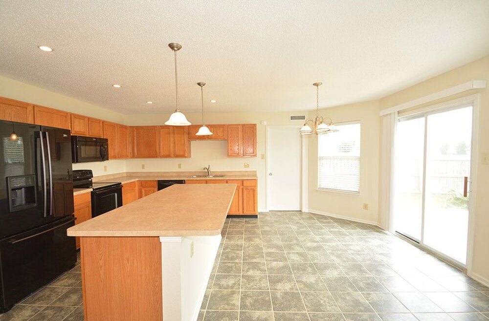 Building Photo - 14289 Weeping Cherry Dr