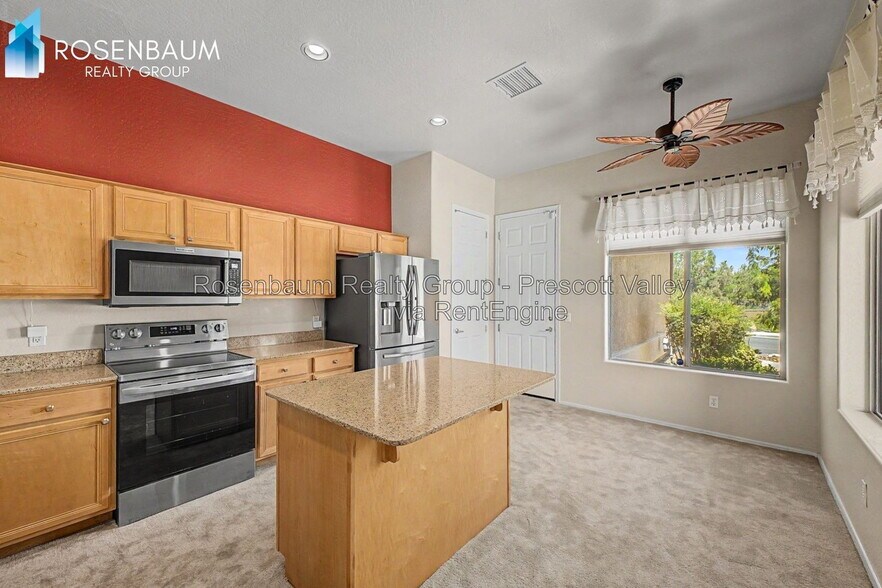 Building Photo - 6747 E Kilkenny Pl