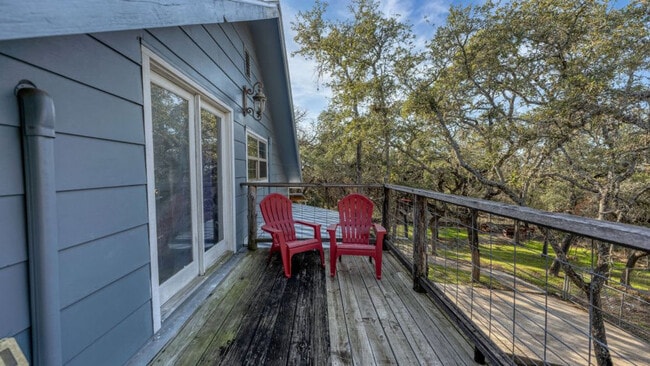 Building Photo - 316 Jacobs Creek Park Rd