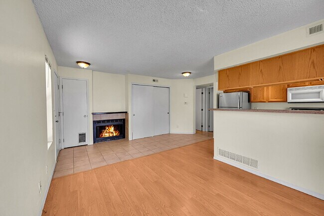 Building Photo - $1,140.95 with $300 Off The First Month's Rent, 1 Bed, 1 Bath, Condo in Thornton with Washer and ...