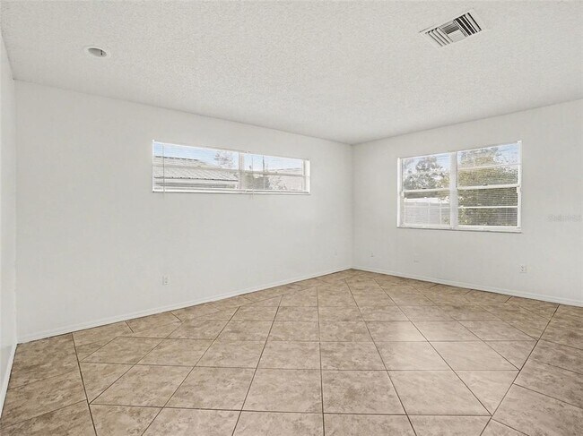 Building Photo - 6135 Hardrock Cir