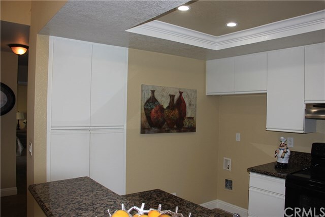 Building Photo - 81 Pearl-