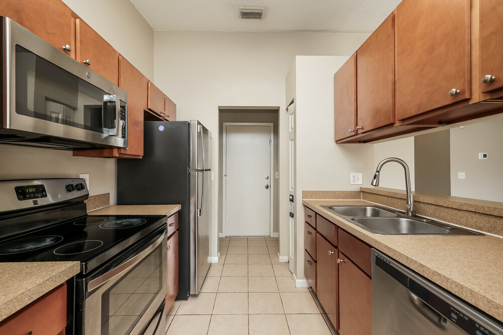 Building Photo - 317 Regal Park Dr