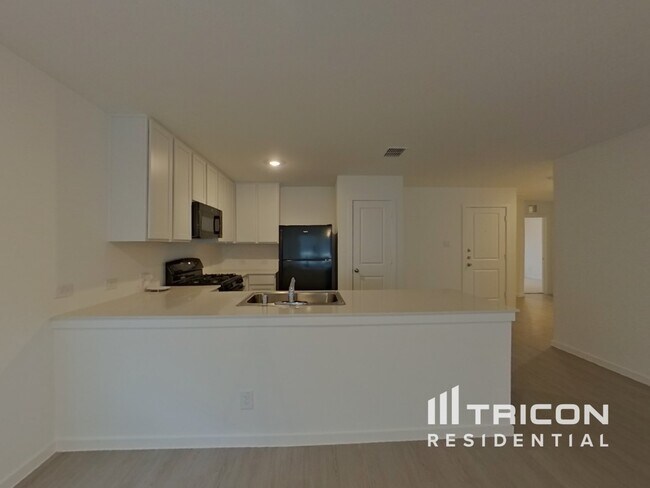 Building Photo - 10740 Cowhide Ln