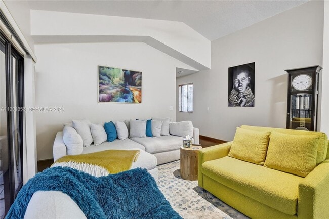 Building Photo - 1002 NW 105th Ave