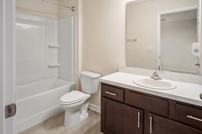 Building Photo - 73 Java Ln