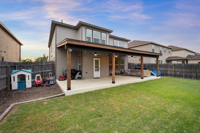 Building Photo - 7814 Blackhawk Pass