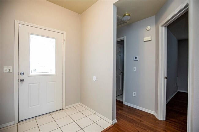 Building Photo - 1604 SW Thorton St