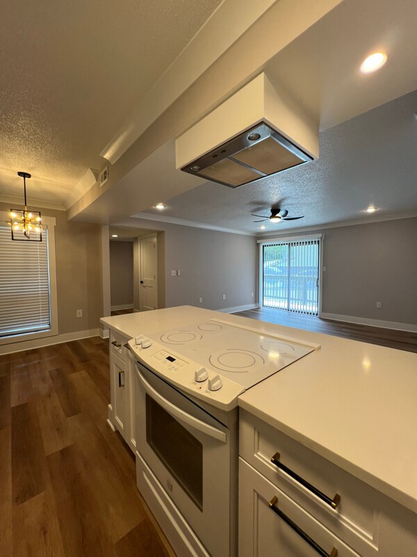 Building Photo - 4906 Sardis Rd