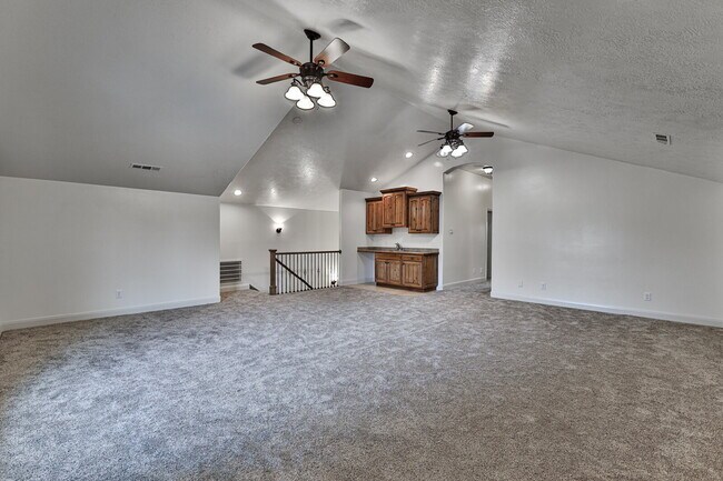 Building Photo - 2478 E Springs Dr