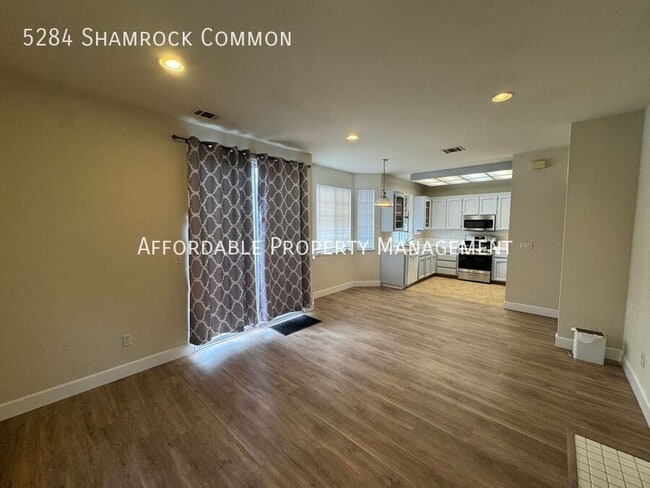 Building Photo - 5284 Shamrock Common