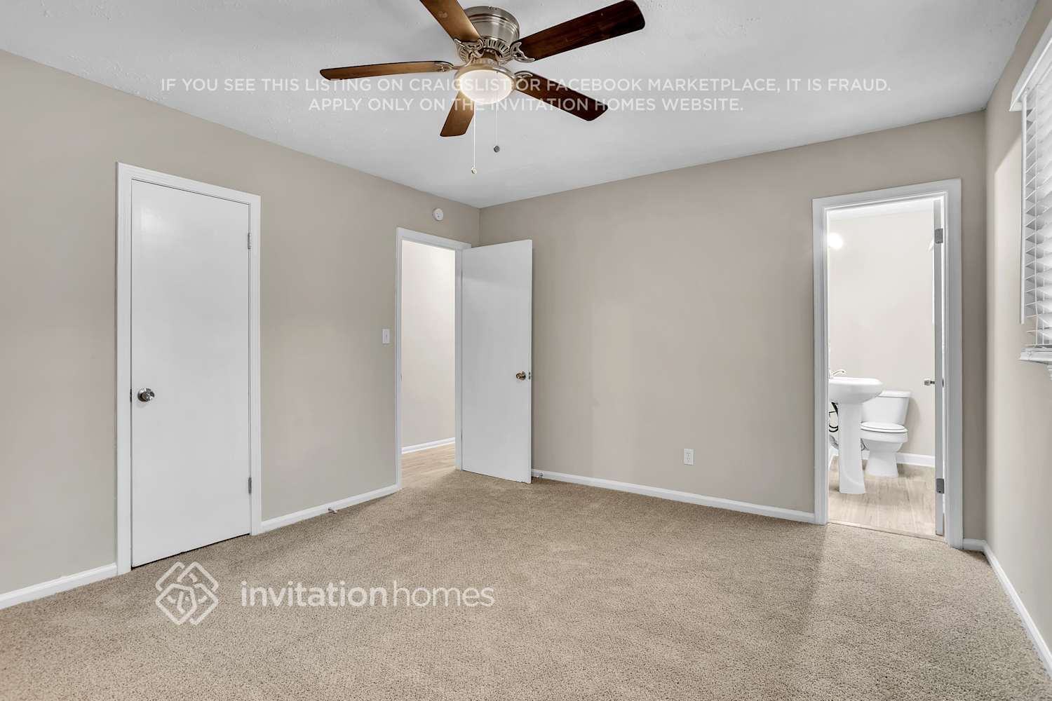 Building Photo - 4891 Lehigh Dr