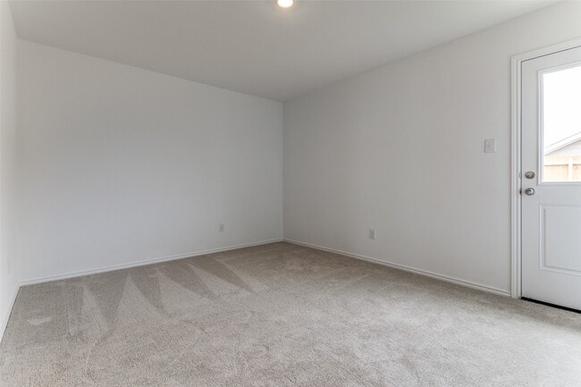 Building Photo - 127 Sunflower St