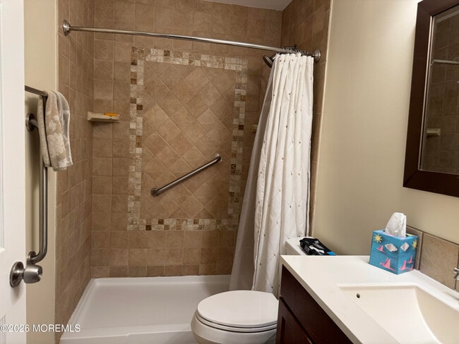 Building Photo - 93 Halls Croft Rd